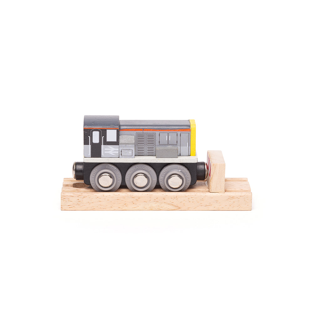 Class 8 Diesel Shunter Toy Train | Wooden Railway | Bigjigs Rail ...